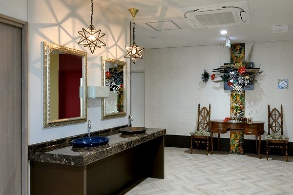 エントランスホール