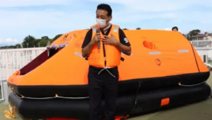 「ラ・ナシカ　三保の松原」にて救命筏を用いた防災訓練を実施しました！